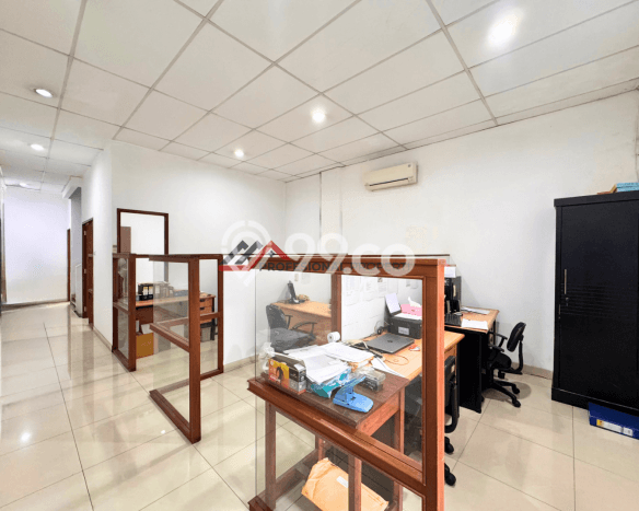 Ruko Premium di , Luas 294m2m², Lokasi Jalan Utama Ruko Premium di , Luas 294m2m², Lokasi Jalan Utama