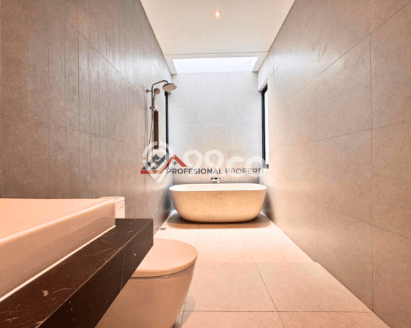For Sale! Luxury House LT 177m2 Desain Modern di Kemang For Sale! Luxury House LT 177m2 Desain Modern di Kemang