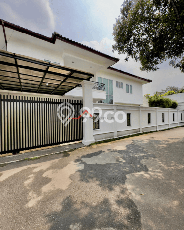 Ready to Use! Premium House LT 450m2 Desain Modern di Ampera Ready to Use! Premium House LT 450m2 Desain Modern di Ampera