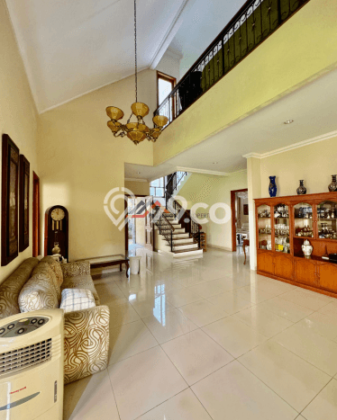 Dijual Rumah Premium dengan Fasilitas Sekitar Komplit di Cilandak, Jakarta Selatan Dijual Rumah Premium dengan Fasilitas Sekitar Komplit di Cilandak, Jakarta Selatan
