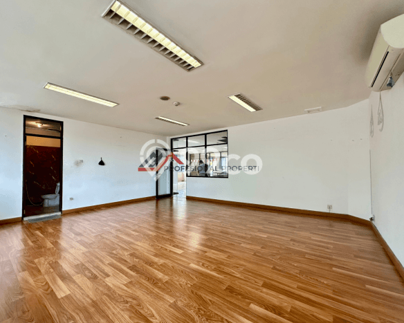 Kantor Dijual di Prime Area Jakarta Selatan Luas 1500m2 Kantor Dijual di Prime Area Jakarta Selatan Luas 1500m2