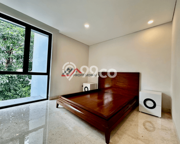 Rumah Elit LB 550m2 Siap Huni Desain Elegan di Kemang, Jakarta Selatan Rumah Elit LB 550m2 Siap Huni Desain Elegan di Kemang, Jakarta Selatan