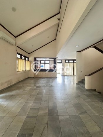 Kantor Bagus Dijual LB 600m2 Lokasi Strategis Jakarta Selatan Area Cocok untuk Bisnis Kantor Bagus Dijual LB 600m2 Lokasi Strategis Jakarta Selatan Area Cocok untuk Bisnis