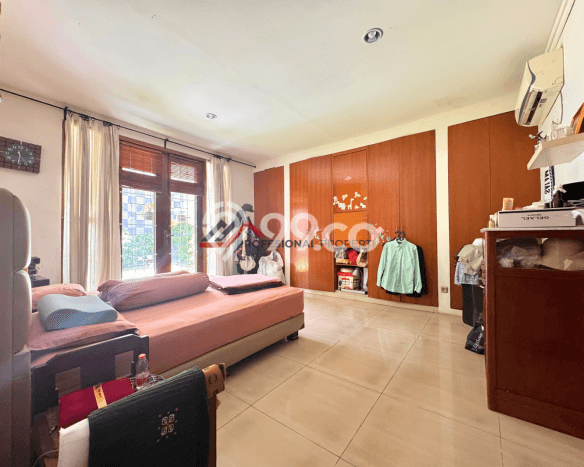 Dijual Rumah Luas Megah Dengan View Eksklusif di Lebak Bulus, Jakarta Selatan Dijual Rumah Luas Megah Dengan View Eksklusif di Lebak Bulus, Jakarta Selatan