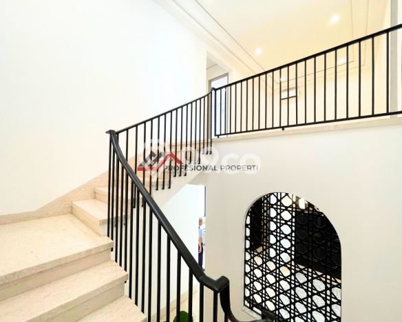 Rumah Eksklusif Dijual LT 173m2 di Kebayoran Baru, Jakarta Selatan Rumah Eksklusif Dijual LT 173m2 di Kebayoran Baru, Jakarta Selatan