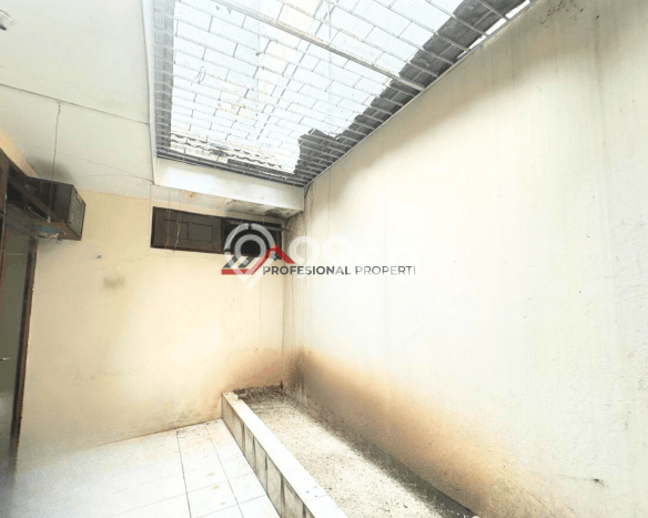 Rumah Luxury Modern Tanpa Renovasi di Pondok Indah Jakarta Selatan Rumah Luxury Modern Tanpa Renovasi di Pondok Indah Jakarta Selatan