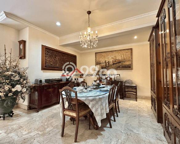 Hunian Elit LB 353m2 Siap Huni Desain Elegan di Kemang, Jakarta Selatan Hunian Elit LB 353m2 Siap Huni Desain Elegan di Kemang, Jakarta Selatan