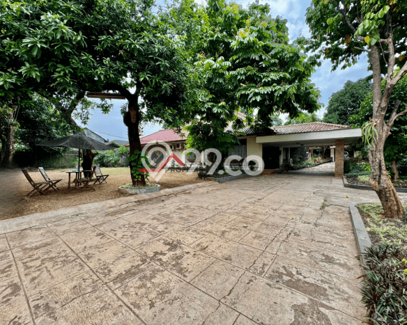 Rumah Elit Modern Tanpa Renovasi di Kemang Jakarta Selatan Rumah Elit Modern Tanpa Renovasi di Kemang Jakarta Selatan