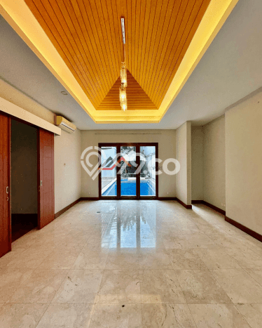 Rumah Mewah LB 477m2 Siap Pakai Desain Elegan di Kemang, Jakarta Selatan Rumah Mewah LB 477m2 Siap Pakai Desain Elegan di Kemang, Jakarta Selatan