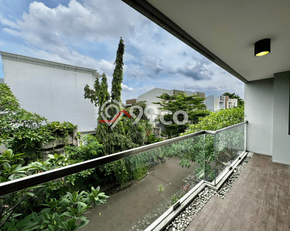 Hunian Elit LB 500m2 Siap Huni Desain Elegan di Kemang, Jakarta Selatan Hunian Elit LB 500m2 Siap Huni Desain Elegan di Kemang, Jakarta Selatan