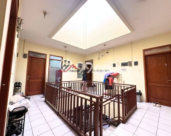 Kos-kosan Dijual di Pejaten Jakarta Selatan Luas 500m2 Kos-kosan Dijual di Pejaten Jakarta Selatan Luas 500m2