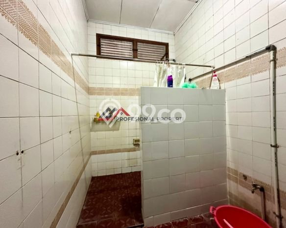 Ready to Use! Premium House LT 504m2 Desain Elegan di Kuningan Ready to Use! Premium House LT 504m2 Desain Elegan di Kuningan