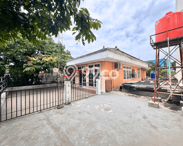Rumah Luxury Modern Tanpa Renovasi di Pondok Indah Jakarta Selatan Rumah Luxury Modern Tanpa Renovasi di Pondok Indah Jakarta Selatan