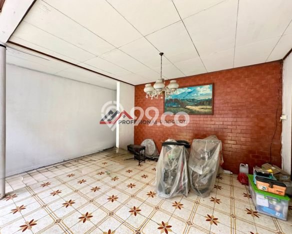 Ready to Use! Premium House LT 504m2 Desain Elegan di Kuningan Ready to Use! Premium House LT 504m2 Desain Elegan di Kuningan