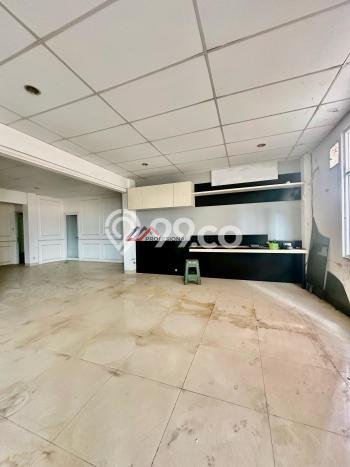 Untuk Dijual Kantor di Mampang Prapatan, Jakarta Selatan Harga Penawaran Spesial Untuk Dijual Kantor di Mampang Prapatan, Jakarta Selatan Harga Penawaran Spesial