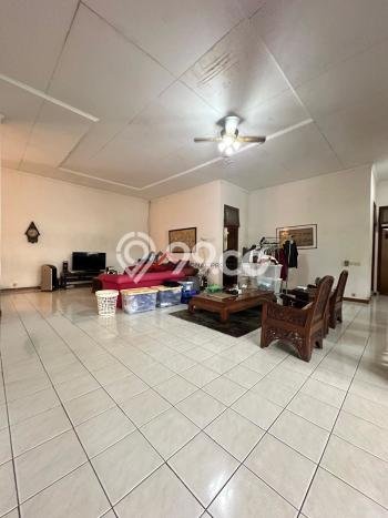 Rumah Luxury Modern Siap Huni di Kemang Jakarta Selatan Rumah Luxury Modern Siap Huni di Kemang Jakarta Selatan