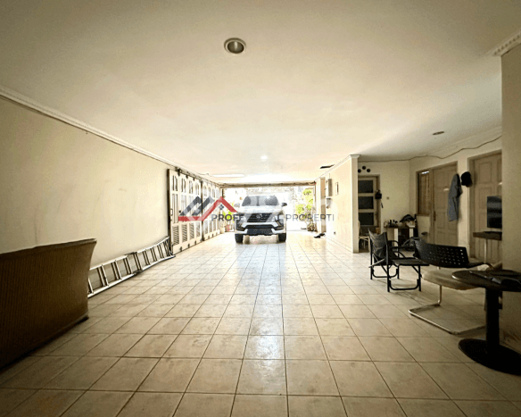 For Sale! Luxury House LT 600m2 Desain Modern di Lebak Bulus For Sale! Luxury House LT 600m2 Desain Modern di Lebak Bulus