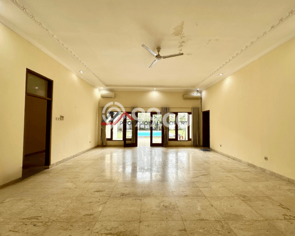 Rumah Mewah LB 600m2 Siap Pakai Desain Elegan di Kemang, Jakarta Selatan Rumah Mewah LB 600m2 Siap Pakai Desain Elegan di Kemang, Jakarta Selatan