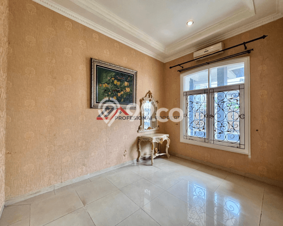Dijual Rumah Luas Megah Dengan View Eksklusif di Lebak Bulus, Jakarta Selatan Dijual Rumah Luas Megah Dengan View Eksklusif di Lebak Bulus, Jakarta Selatan