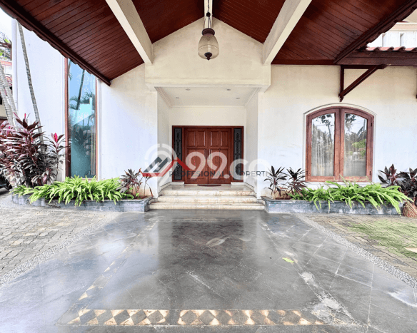 Rumah Elit Modern Siap Huni di Pondok Indah Jakarta Selatan Rumah Elit Modern Siap Huni di Pondok Indah Jakarta Selatan