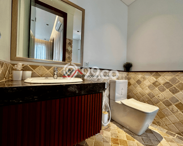 Rumah Elit Modern Tanpa Renovasi di Lebak Bulus Jakarta Selatan Rumah Elit Modern Tanpa Renovasi di Lebak Bulus Jakarta Selatan