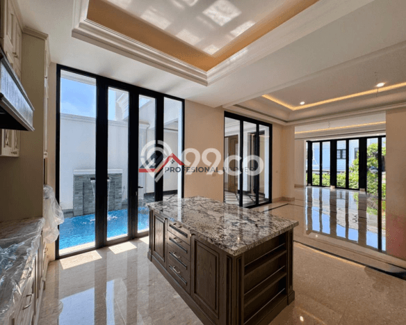 Ready to Use! Luxury House LT 250m2 Desain Modern di Cipete Ready to Use! Luxury House LT 250m2 Desain Modern di Cipete