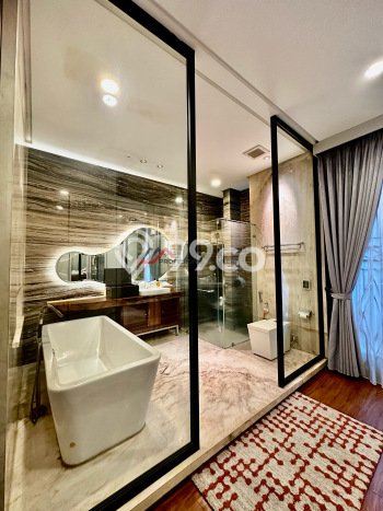 Hunian Mewah Siap Huni LT 816m2 di Kebayoran Baru, Jakarta Selatan Hunian Mewah Siap Huni LT 816m2 di Kebayoran Baru, Jakarta Selatan