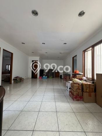Rumah di Pondok Indah, Dekat Fasilitas, LT 227m² Rumah di Pondok Indah, Dekat Fasilitas, LT 227m²