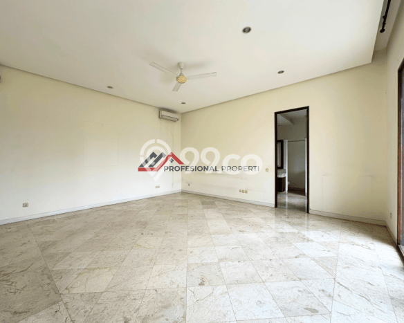 Rumah Elit Modern Tanpa Renovasi di Kemang Jakarta Selatan Rumah Elit Modern Tanpa Renovasi di Kemang Jakarta Selatan
