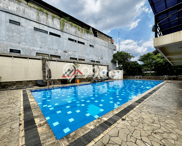For Sale! Luxury House LT 205m2 Desain Elegan di Kemang For Sale! Luxury House LT 205m2 Desain Elegan di Kemang