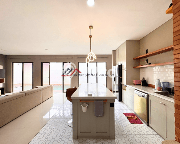 Siap Huni Rumah Mewah 4 Kamar di Jagakarsa Dekat ke Mana Pun Siap Huni Rumah Mewah 4 Kamar di Jagakarsa Dekat ke Mana Pun