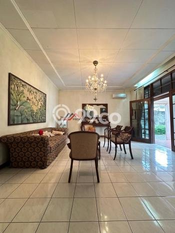 Rumah Luxury Modern Siap Huni di Kemang Jakarta Selatan Rumah Luxury Modern Siap Huni di Kemang Jakarta Selatan