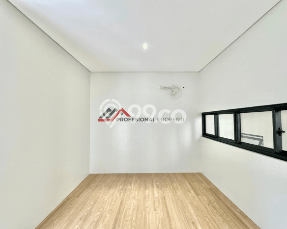 Ready to Use! Luxury House LT 99m2 Desain Elegan di Kemang Ready to Use! Luxury House LT 99m2 Desain Elegan di Kemang