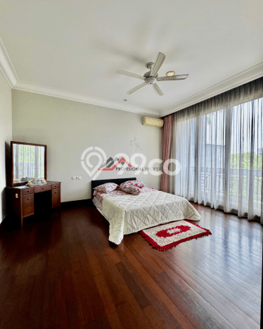Siap Huni Hunian Elit 4 Kamar di Kebayoran Baru Dekat ke Mana Saja Siap Huni Hunian Elit 4 Kamar di Kebayoran Baru Dekat ke Mana Saja