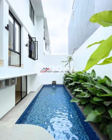 Ready to Use! Premium House LT 173m2 Desain Elegan di Radio Dalam Ready to Use! Premium House LT 173m2 Desain Elegan di Radio Dalam