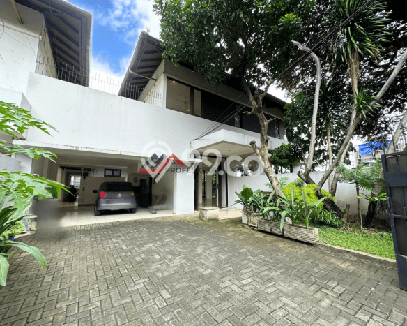 Rumah Elit Modern Tanpa Renovasi di Kemang Jakarta Selatan Rumah Elit Modern Tanpa Renovasi di Kemang Jakarta Selatan
