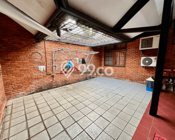 For Sale! Luxury House LT 900m2 Desain Modern di Pangkalan Jati For Sale! Luxury House LT 900m2 Desain Modern di Pangkalan Jati