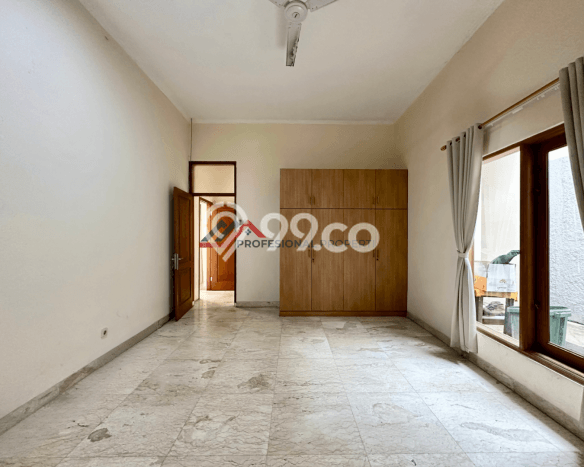 Rumah Mewah LB 600m2 Siap Pakai Desain Elegan di Kemang, Jakarta Selatan Rumah Mewah LB 600m2 Siap Pakai Desain Elegan di Kemang, Jakarta Selatan