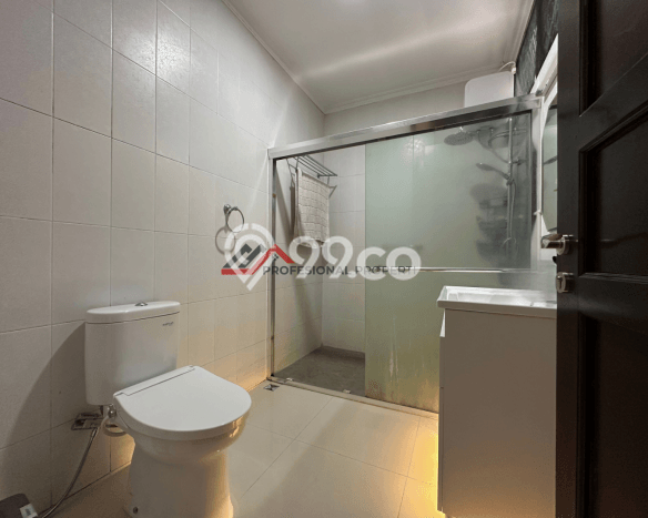 For Sale! Luxury House LT 899m2 Desain Modern di Cipete For Sale! Luxury House LT 899m2 Desain Modern di Cipete