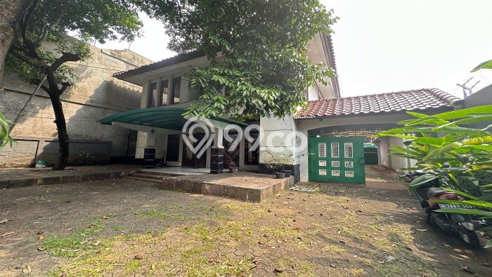 Rumah Luxury Modern Tanpa Renovasi di Kemang Jakarta Selatan Rumah Luxury Modern Tanpa Renovasi di Kemang Jakarta Selatan