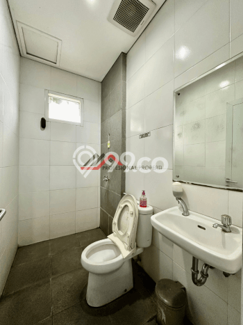 Ruko Dijual di Prime Area Jakarta Selatan Luas 372m2 Ruko Dijual di Prime Area Jakarta Selatan Luas 372m2