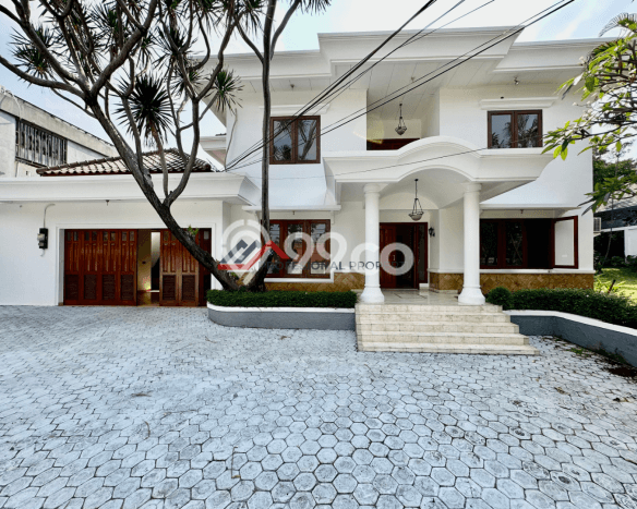 For Sale! Luxury House LT 1420m2 Desain Elegan di Kemang For Sale! Luxury House LT 1420m2 Desain Elegan di Kemang