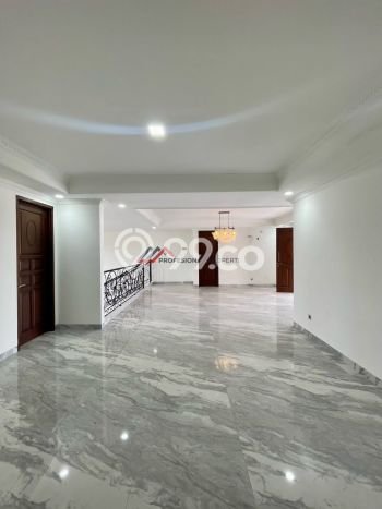 Hunian Mewah Siap Huni LT 780m2 di Cilandak, Jakarta Selatan Hunian Mewah Siap Huni LT 780m2 di Cilandak, Jakarta Selatan