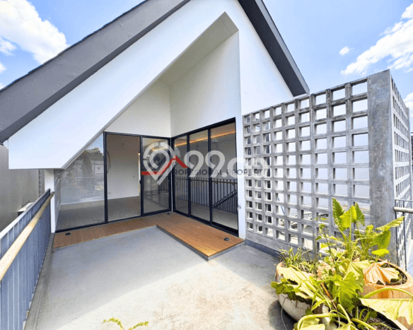 For Sale! Luxury House LT 177m2 Desain Modern di Kemang For Sale! Luxury House LT 177m2 Desain Modern di Kemang