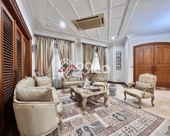 Ready to Use! Premium House LT 1100m2 Desain Elegan di Pondok Indah Ready to Use! Premium House LT 1100m2 Desain Elegan di Pondok Indah