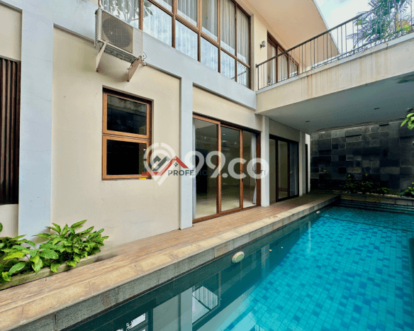Disewakan! Rumah 4 Kamar Tidur &
4 Kamar Mandi di Ampera, Jakarta Selatan Disewakan! Rumah 4 Kamar Tidur &
4 Kamar Mandi di Ampera, Jakarta Selatan
