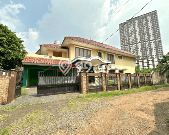 Rumah Mewah LB 350m2 Siap Huni Desain Elegan di Pejaten, Jakarta Selatan Rumah Mewah LB 350m2 Siap Huni Desain Elegan di Pejaten, Jakarta Selatan