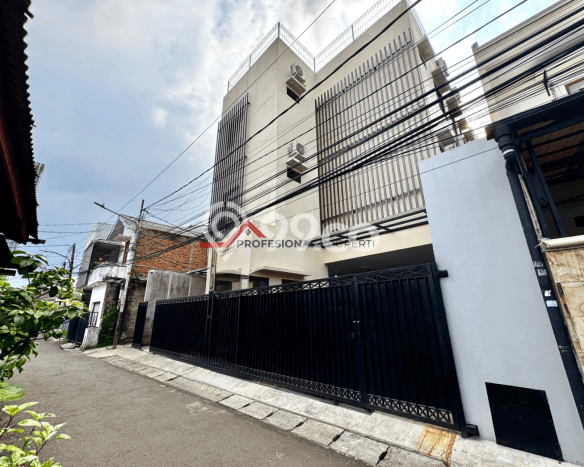 Aset Investasi! Kost Dijual di Cilandak, Jakarta Selatan, 25 KT, 25 KM, Luas 660m2 Aset Investasi! Kost Dijual di Cilandak, Jakarta Selatan, 25 KT, 25 KM, Luas 660m2