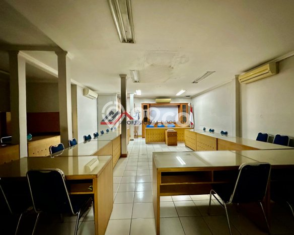 Dijual! Kantor di Rawamangun Jakarta Timur LT 659m2 / LB 1000m2 Kawasan Strategis Dijual! Kantor di Rawamangun Jakarta Timur LT 659m2 / LB 1000m2 Kawasan Strategis