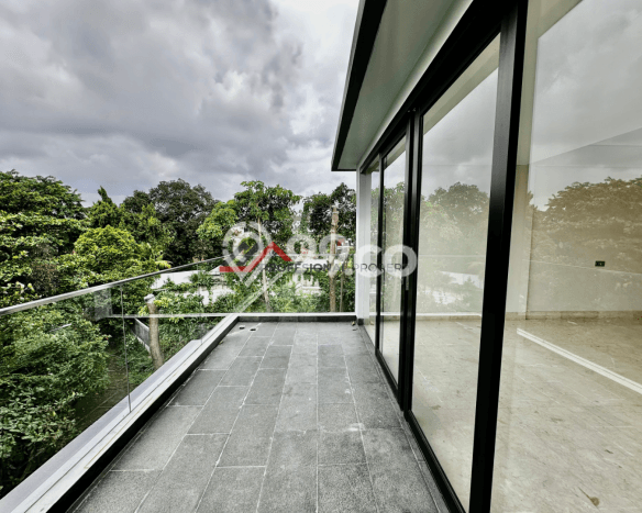 Rumah Elit LB 550m2 Siap Huni Desain Elegan di Kemang, Jakarta Selatan Rumah Elit LB 550m2 Siap Huni Desain Elegan di Kemang, Jakarta Selatan